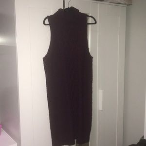 Sleeveless sweater dress
